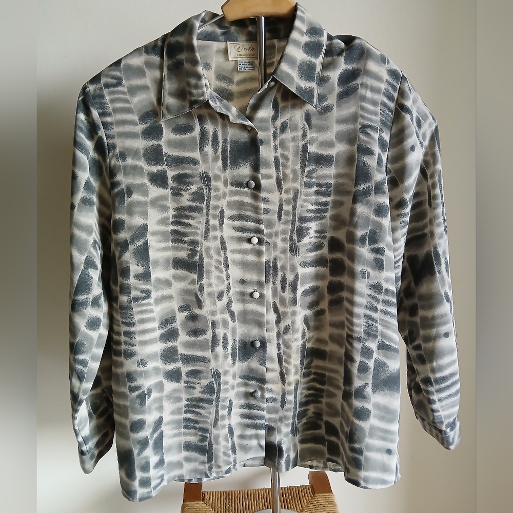 Voir Collection Blouse Button Front Size 16W Shoulder Pads Top